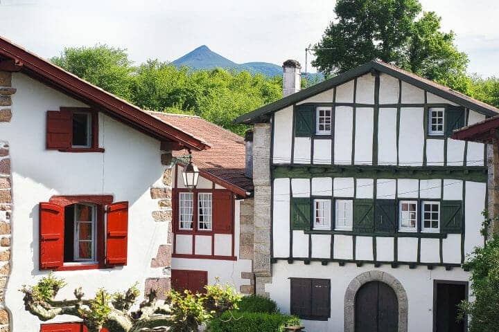À la découverte des villages typiques du Pays basque intérieur